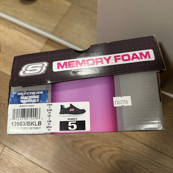 BNIB Skechers Women's 10 Ultra Flex Sporty Sneakers 12983 - Picture 7 of 7